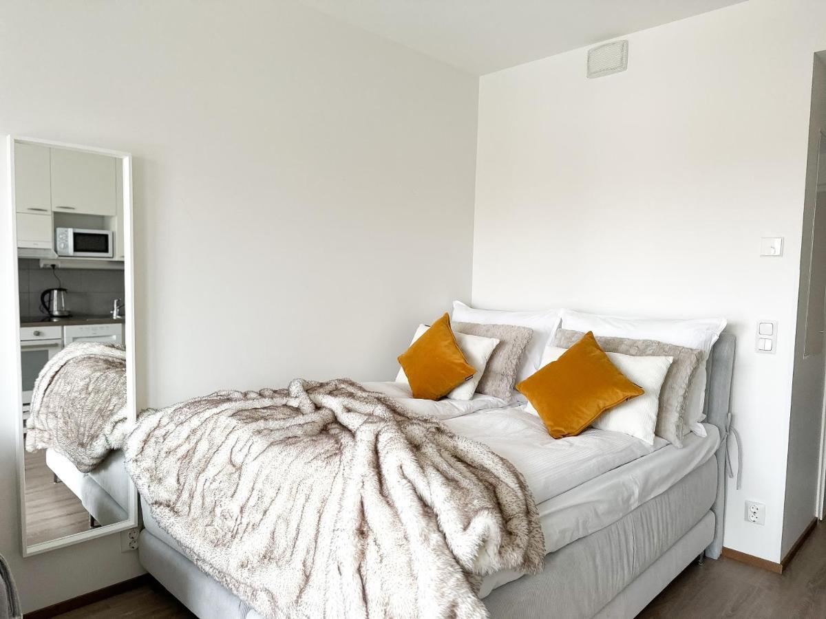 רובניימי Aurora Central Suite II מראה חיצוני תמונה